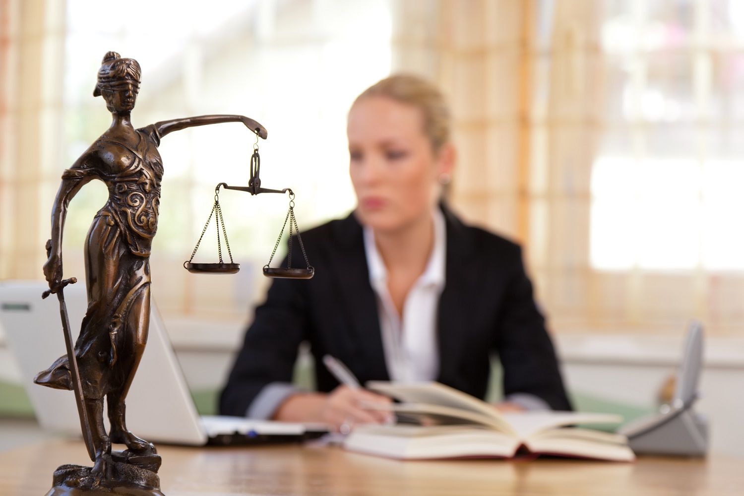Cost to Hire a Personal Injury Attorney